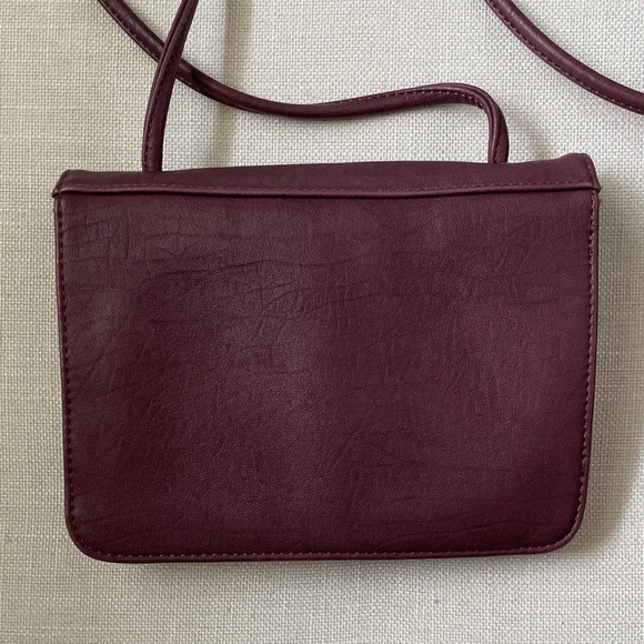 CO-LAB PURPLE Lola 3-in-1 Vegan Leather Small Crossbody Bag - Picture 6 of 14